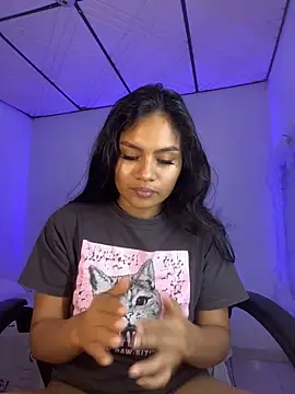 Riana Kean online show from 6, 2, 2025