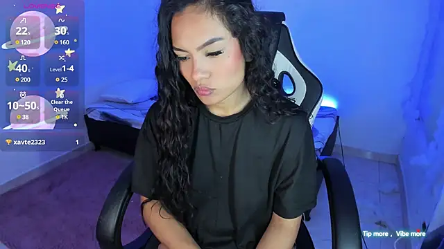 Riana Kean online show from 3, 3, 2025