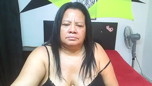 Shanttal0272 online show from 11, 3, 2026