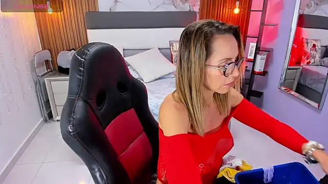 CATIAJONES online show from 19, 11, 2025