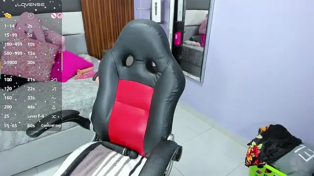 Snapshot of CATIAJONES chatting on 2, 2, 2026 CATIAJONES online show from 2, 2, 2026