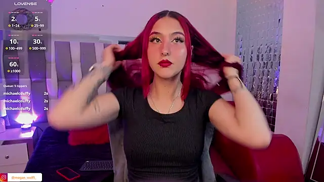 Snapshot of Megan_wolf1_ chatting on 10, 1, 2025 Megan wolf1  online show from 10, 1, 2025