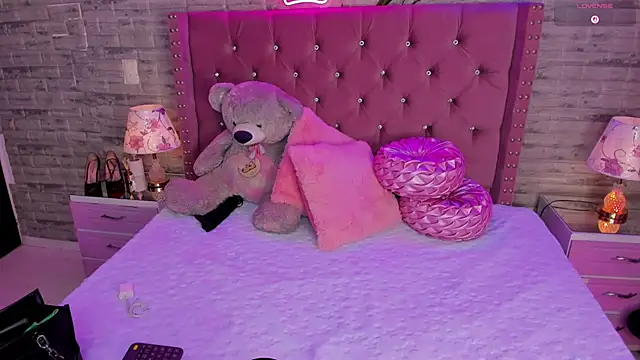 Snapshot of IsabellaBromsS chatting on 27, 2, 2025 IsabellaBromsS online show from 27, 2, 2025