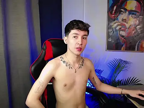 Snapshot of SebasstianGrand chatting on 1, 3, 2025 SebasstianGrand online show from 1, 3, 2025