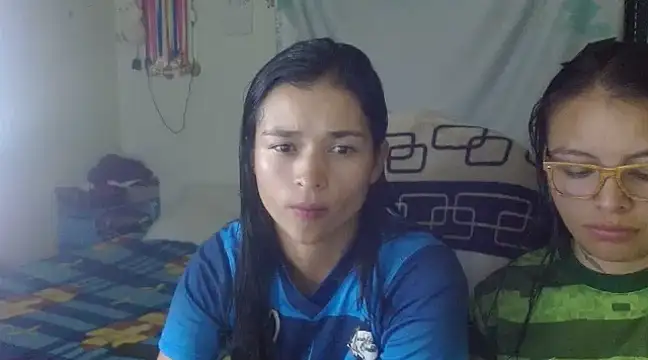 Snapshot of clayre_and_jill chatting on 13, 2, 2025 clayre and jill online show from 13, 2, 2025