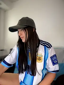 alessandra-a online show from 4, 7, 2026