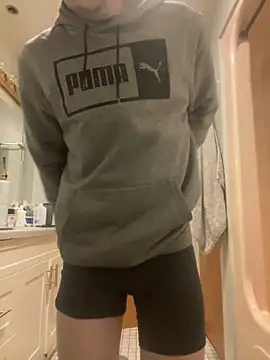 Lilsmokeshow017 online show from 20, 1, 2025