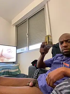 Snapshot of roohblak chatting on 8, 3, 2026 roohblak online show from 8, 3, 2026