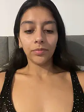 Snapshot of BrittanyDiaz chatting on 7, 5, 2026 BrittanyDiaz online show from 7, 5, 2026