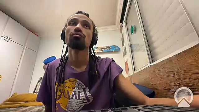 hotcamboy420 online show from 18, 12, 2024