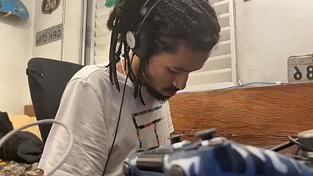 hotcamboy420 online show from 16, 1, 2025