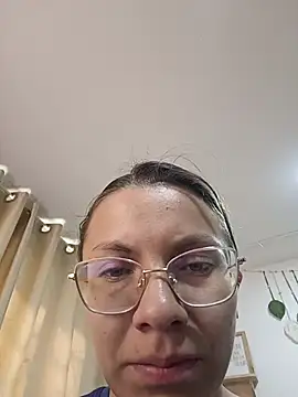 karlamorris  online show from 25, 11, 2025