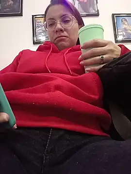 karlamorris  online show from 27, 11, 2025