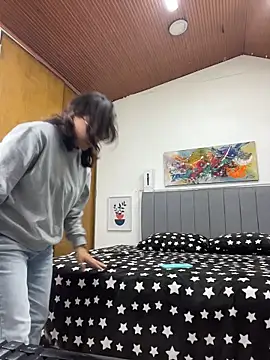 karlamorris  online show from 7, 4, 2026