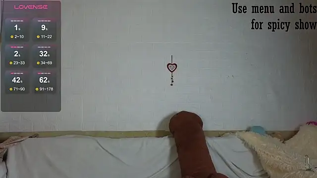 Snapshot of Evelina_Mi4 chatting on 17, 3, 2025 Evelina Mi4 online show from 17, 3, 2025