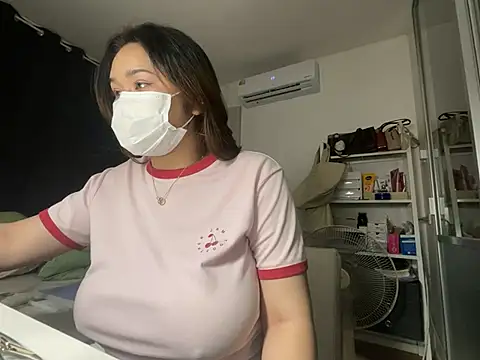 iamMalixxx online show from 5, 1, 2025