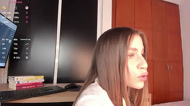 LynnSam  online show from 3, 2, 2026