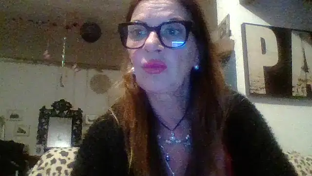 Snapshot of gildamilf chatting on 17, 12, 2025 gildamilf online show from 17, 12, 2025