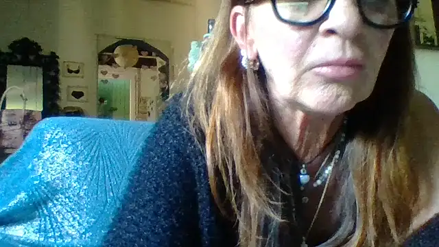 Snapshot of gildamilf chatting on 15, 5, 2026 gildamilf online show from 15, 5, 2026