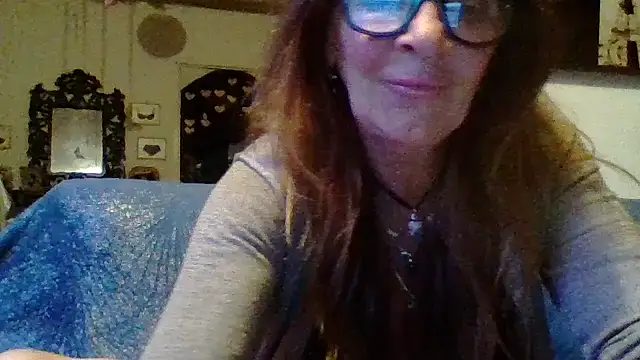 Snapshot of gildamilf chatting on 25, 5, 2026 gildamilf online show from 25, 5, 2026