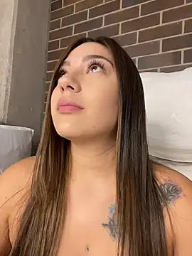 Snapshot of Latina_vanessa chatting on 24, 7, 2026 Latina vanessa online show from 24, 7, 2026