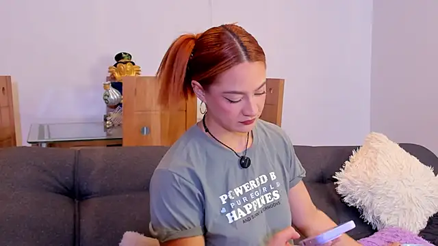 Snapshot of Amypond__ chatting on 11, 7, 2026 Amypond online show from 11, 7, 2026