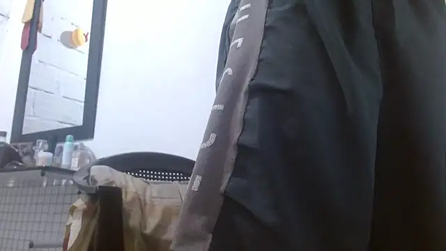 Larry-n-clouds online show from 1, 2, 2026