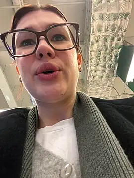 RinaCat online show from 13, 2, 2025