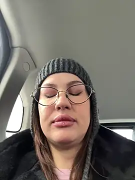 RinaCat online show from 14, 12, 2025