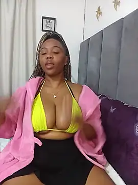 Snapshot of IceBellaCane313 chatting on 19, 6, 2026 IceBellaCane313 online show from 19, 6, 2026