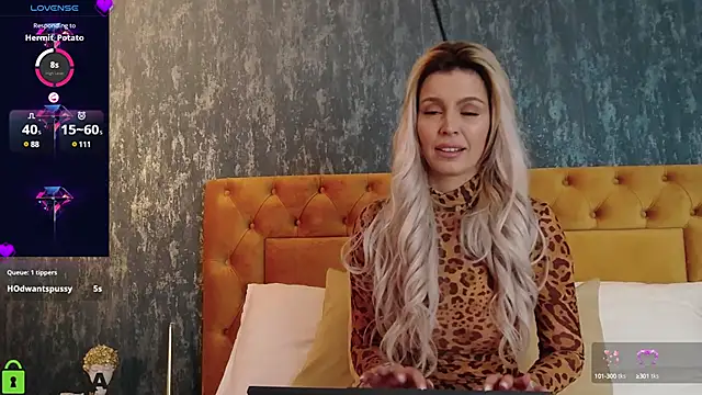 Snapshot of EvaDiamondXX chatting on 12, 2, 2025 EvaDiamondXX online show from 12, 2, 2025