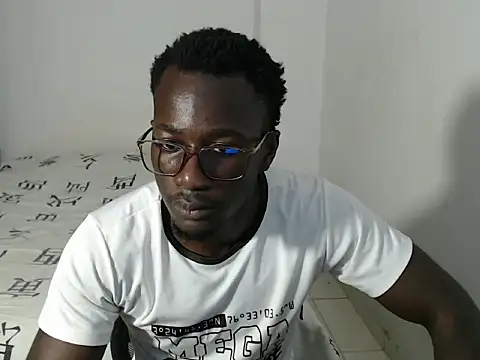 Snapshot of _Lowmaypalacios chatting on 25, 3, 2026 Lowmaypalacios online show from 25, 3, 2026