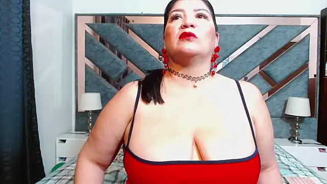 Snapshot of KarlaTesg chatting on 21, 2, 2026 KarlaTesg online show from 21, 2, 2026