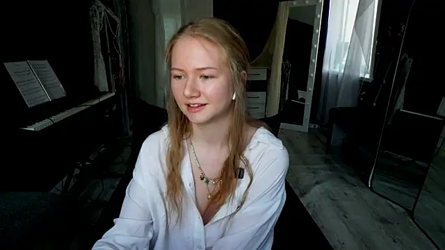 Alexandra Demore online show from 29, 6, 2026