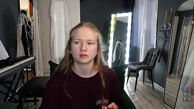 Alexandra Demore online show from 25, 7, 2026