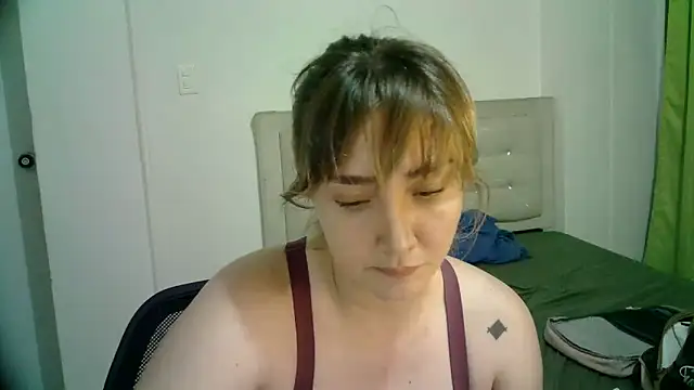 Snapshot of katy_pp chatting on 12, 11, 2025 katy pp online show from 12, 11, 2025