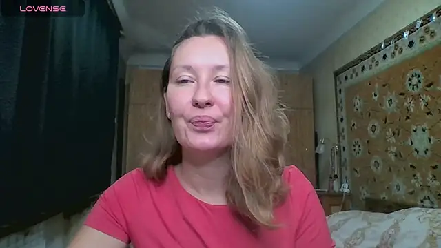 AnnaXLovers online show from 10, 9, 2025