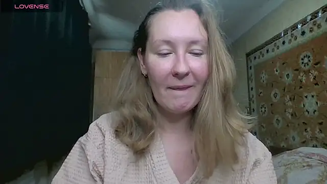 AnnaXLovers online show from 14, 9, 2025