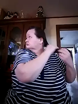 Bayou Woman68 online show from 17, 11, 2025