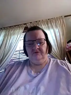 Snapshot of Bayou_Woman68 chatting on 5, 5, 2026 Bayou Woman68 online show from 5, 5, 2026