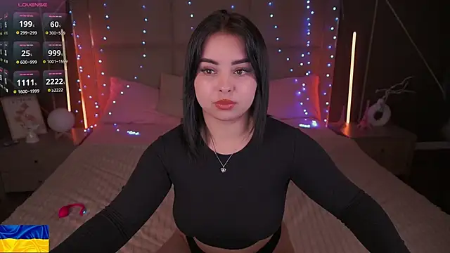 SusieWood online show from 25, 3, 2026