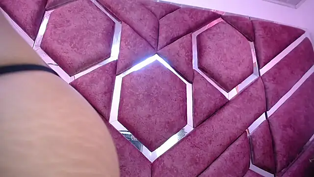 Snapshot of milly_print chatting on 22, 12, 2024 milly print online show from 22, 12, 2024