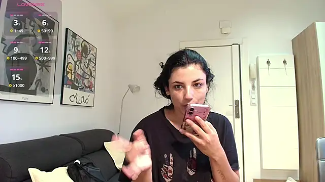 Arya 33 online show from 19, 9, 2025