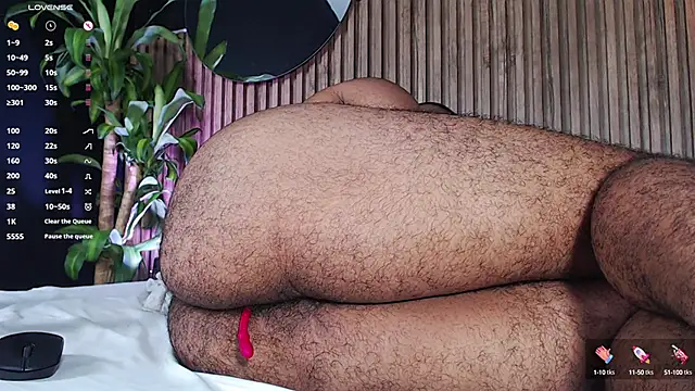 Snapshot of DilanJonnes_ chatting on 5, 12, 2024 DilanJonnes online show from 5, 12, 2024