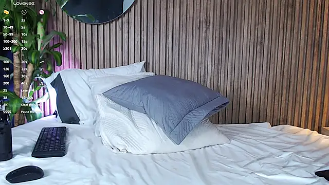 Snapshot of DilanJonnes_ chatting on 12, 12, 2024 DilanJonnes online show from 12, 12, 2024