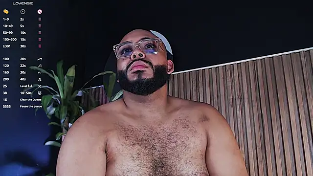 Snapshot of DilanJonnes_ chatting on 24, 12, 2024 DilanJonnes online show from 24, 12, 2024