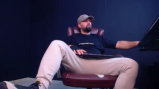 JackEthann online show from 9, 10, 2025
