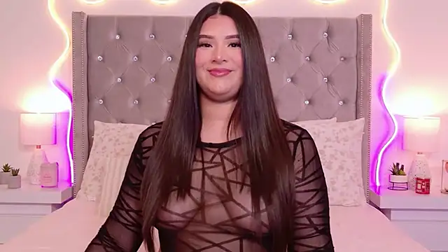 JuliaSUMMERS2022 online show from 14, 1, 2026