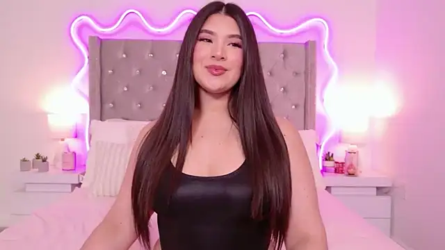 JuliaSUMMERS2022 online show from 3, 4, 2026