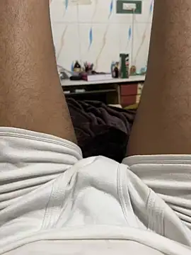 Snapshot of hairydude49 chatting on 7, 12, 2024 hairydude49 online show from 7, 12, 2024